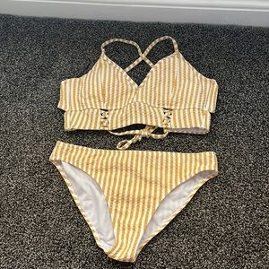 NEVER BEFORE WORN! Brand New Jessica Simpson Full Bikini Size M Color Yellow